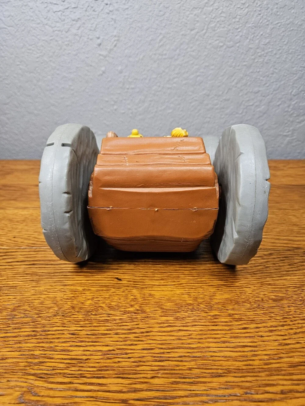 The Flintstones Hanna-Barbera 1976 Guidance Flip Toy